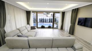 Oscar Villas 1 - 6