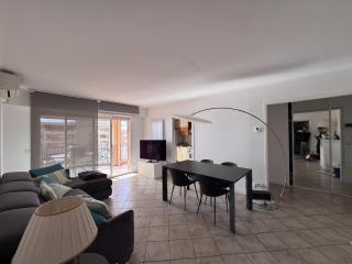 Palais Josephine Apartment - 5 meters to Monaco and free parking - 3