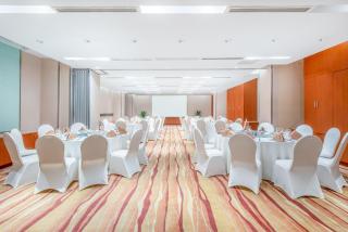 Holiday Inn Nanjing Aqua City by IHG - 1