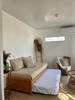 Moderno departamento con cochera privada - 4