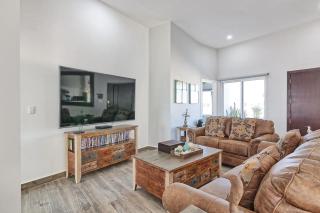 Beachfront Home Luxury Laguna Shores Resort - 6