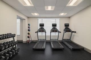 Holiday Inn Express & Suites Indianapolis Dtn-Conv Ctr Area by IHG - 8