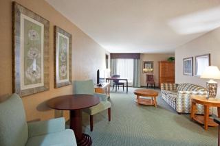Holiday Inn Express & Suites Meriden by IHG - 3