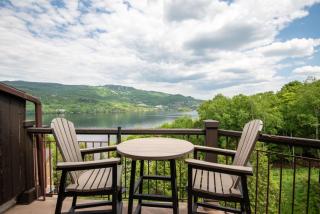 The BEST View Huge 3B 2B Apt w 2 Parking and Locker - 9
