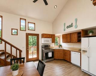 Cozy Coastal Home - 3
