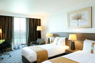 Crowne Plaza London - Kingston by IHG - 4