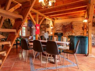 Atmospheric holiday home with a swimming pool - 7