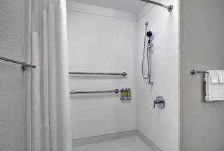 Holiday Inn Express Atmore by IHG - 9