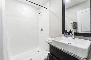 Charming King Bed 1BR 5 Min to DT w pool - 6