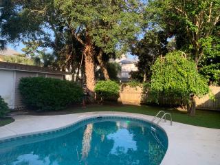 Coastal Villa with Private Heated Pool only a 2 Minute Walk to Top-rated Beaches - 2