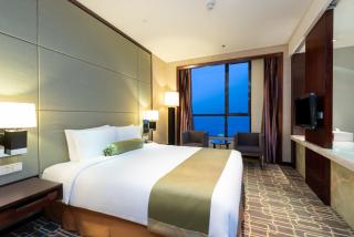 Crowne Plaza Shanghai Jinxiu by IHG - 5