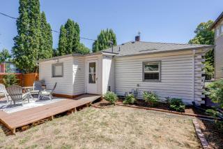 Walk to Dtwn Corvallis: Home Near OSU & Riverwalk - 9