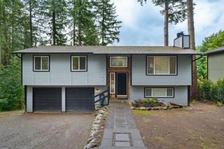 Mountain Ridge Retreat with hot tub & fire pit - 9