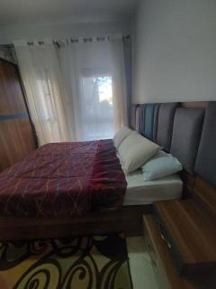 Luxury Amwaj Unit with Garden - 7
