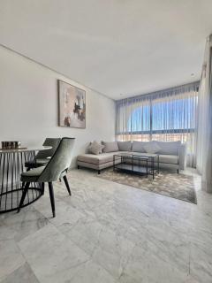 Stylish 1BR in Maarif - Balcony & Private Parking - 0