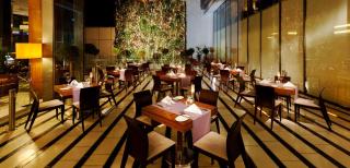 Crowne Plaza Istanbul Harbiye by IHG - 7