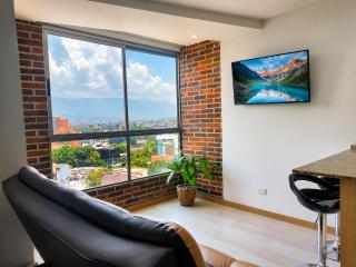 Best views in town, 14th floor Laureles Gem - 5