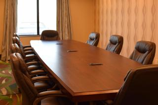 Holiday Inn Express Pratt by IHG - 6