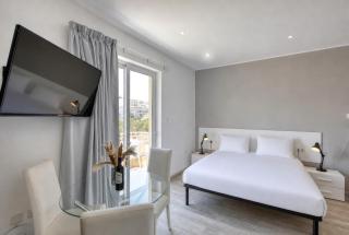 Valley View - Private Room with Balcony By SF Homes R1 - 0
