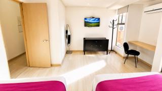 Your Laureles home away from home, great rates! - 6