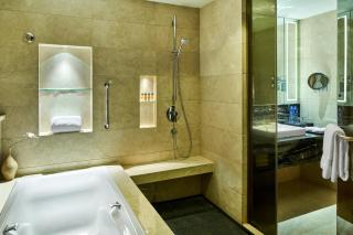 Crowne Plaza Xi'an by IHG - 6