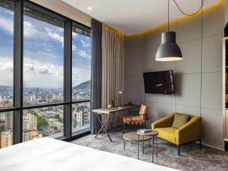 Pullman Tbilisi Axis Towers - 5
