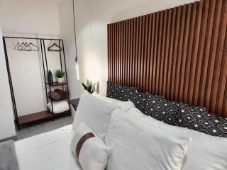 SeaSide House - 4