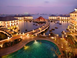 InterContinental Hanoi Westlake by IHG - 4