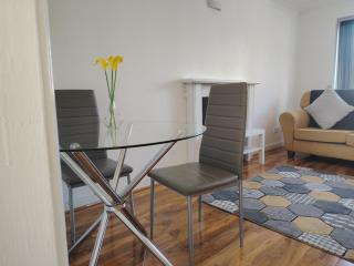 2 Bedroom Stay Perfect for Work, Study & Travel - 1