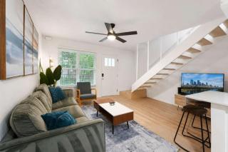 Ideal 2BR king suite close to UT Moody Center - 3