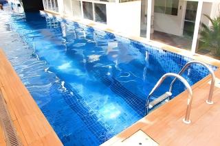 Ótimo Apto com shopping e piscina - 1