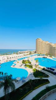 Porto Sokhna pyramids Sea View Family - 3