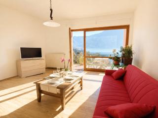 Big Apartment With Lake View and Two Bedrooms - 3