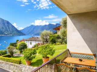 Big Apartment With Lake View and Two Bedrooms - 8