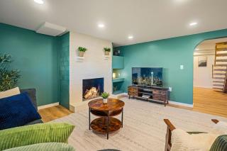 Modern 1BR Lower Level Private Entry & Backyard - 7