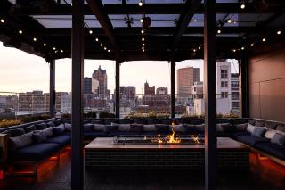 Kimpton Journeyman Hotel by IHG - 9