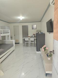 Addie's Transient House- Gensan - 1