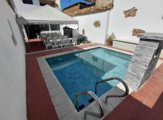 Apto Y piscina - 0