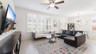 Close to CotA & Downtown Spacious & Cozy 4BR - 7