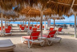 New Listing 2BR condo near the ocean with pool, gym, WiFi, and parking. - 8