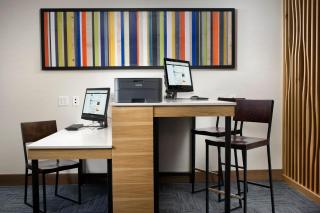 Holiday Inn Express & Suites Bay City by IHG - 6