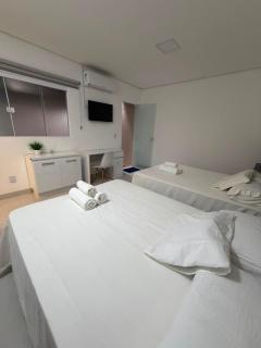 Suites 2 camas de casal - 0
