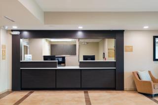 Candlewood Suites Lenexa - Overland Park Area by IHG - 6