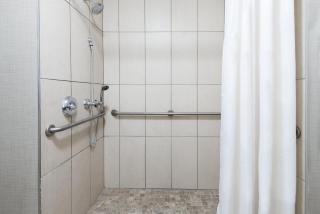 Holiday Inn Express & Suites - Columbus Airport East by IHG - 8