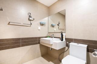 best price 2 bedrooms apartment at Rivergate residence building - 8