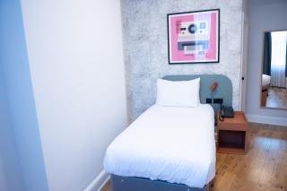 Garner Hotel Reading City Centre by IHG - 5