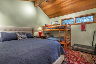 Townhouse Art Gallery in Mammoth's Best Location - 6