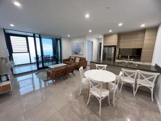 Meriton L47 with SeaViews and CarPark - 9