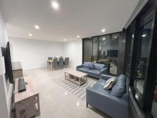 New L63 Hill River CBD ViewPoolSauna - 0