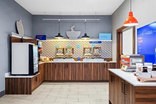 Holiday Inn Express & Suites Tumwater - Olympia by IHG - 2